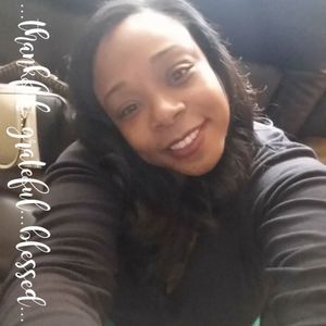 Meet your Posher, Yolanda